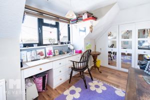 Photo 19- click for photo gallery